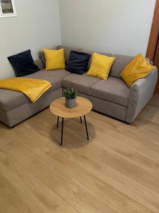 Janko Elite Apartment Sarandë Exteriör bild
